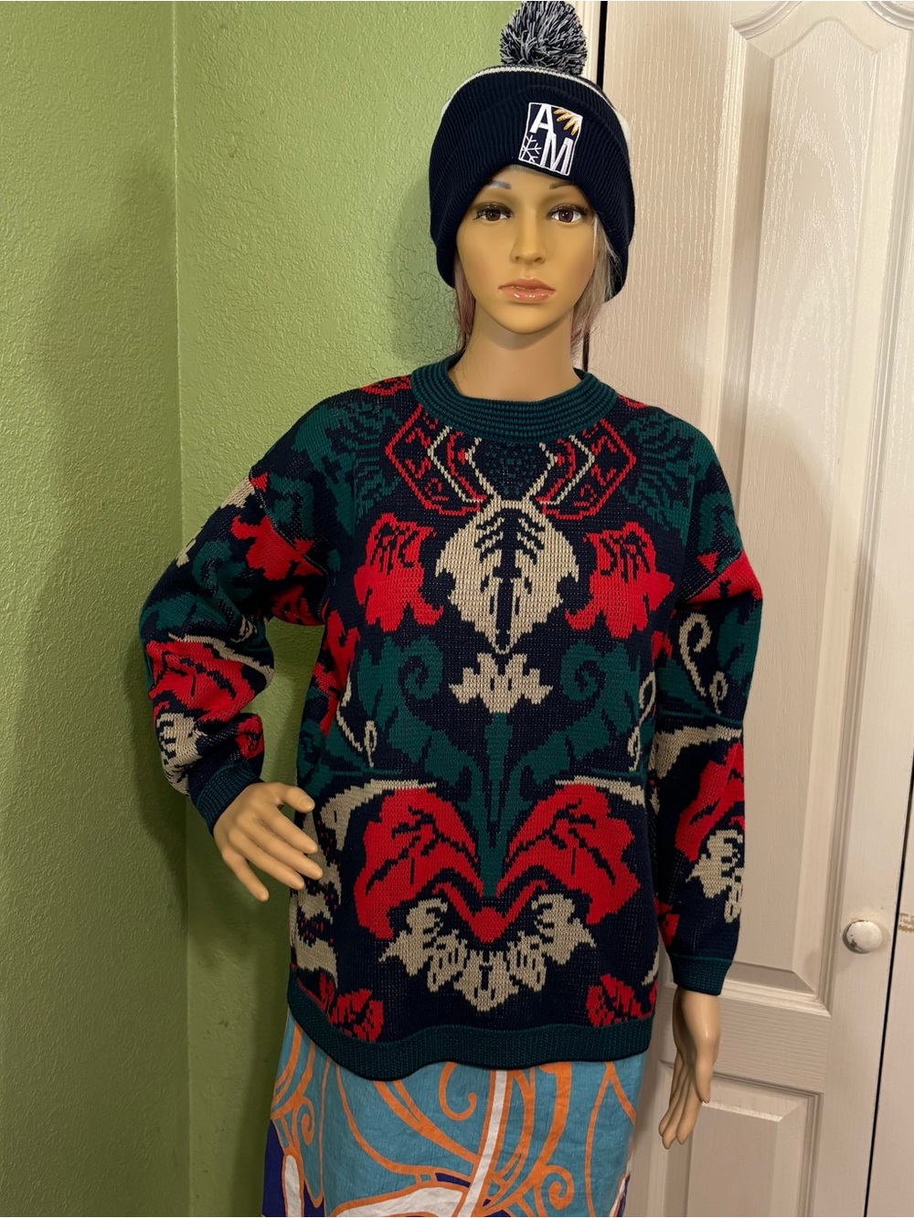 Julabee Women’s Patterned Crewneck Sweater - Red, Dark Green, Navy